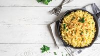 Mac and cheese baked pasta